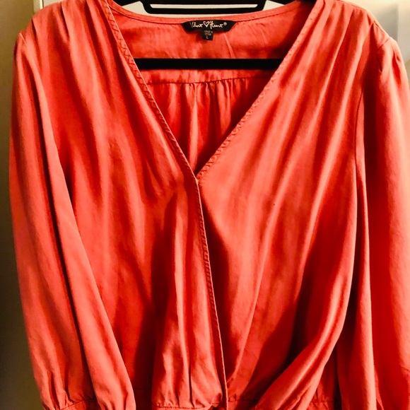 Tops - Beautiful suede like material blouse